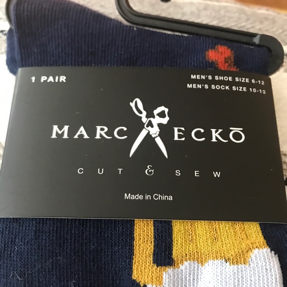 Marc Ecko Beer and Buffalo Wings Socks - Picture 3 of 4